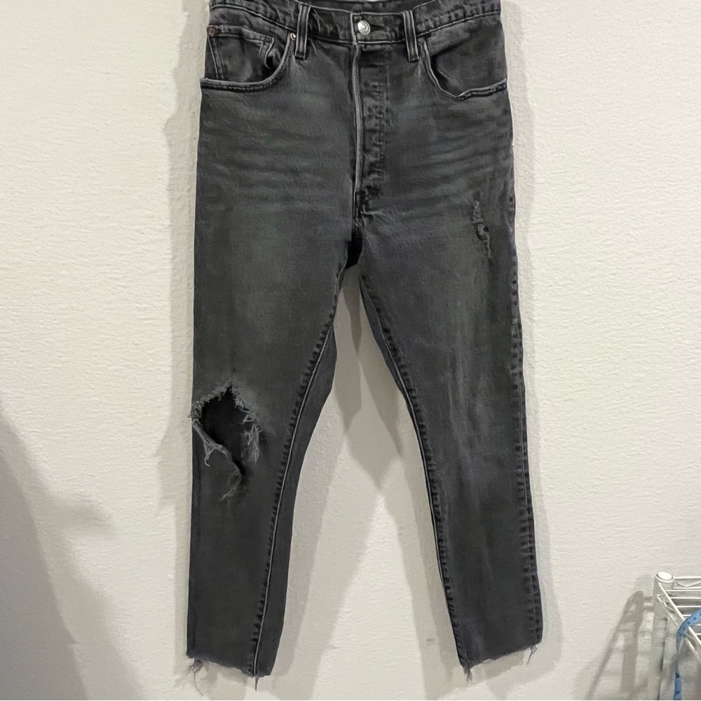 Levi’s gray black distressed high rise button fly jeans size 31x28